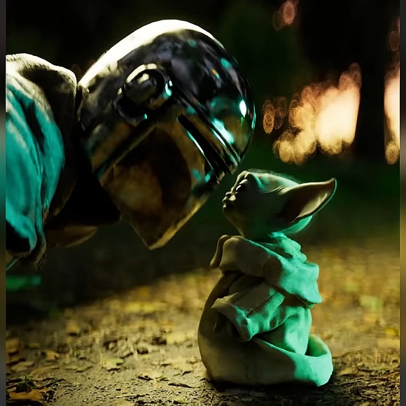 Star Wars: The Mandalorian Grogu in Bag Christmas Tree Ornament By Hallmark - Picture 4 of 15